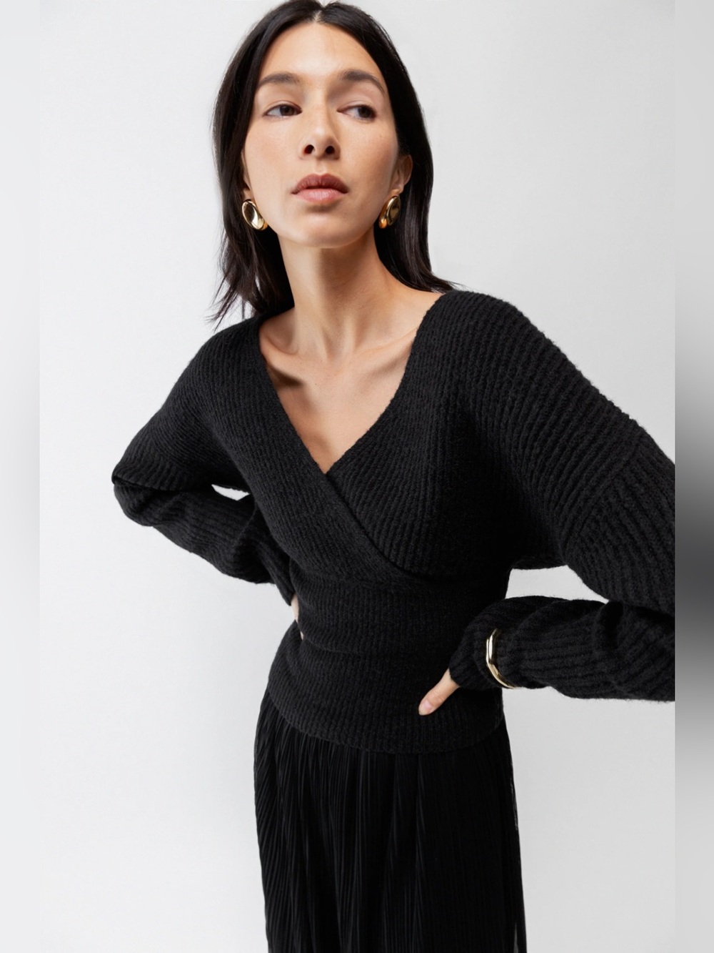 Oak + Fort V-neck Wrap Black Ribbed Sweater - Large